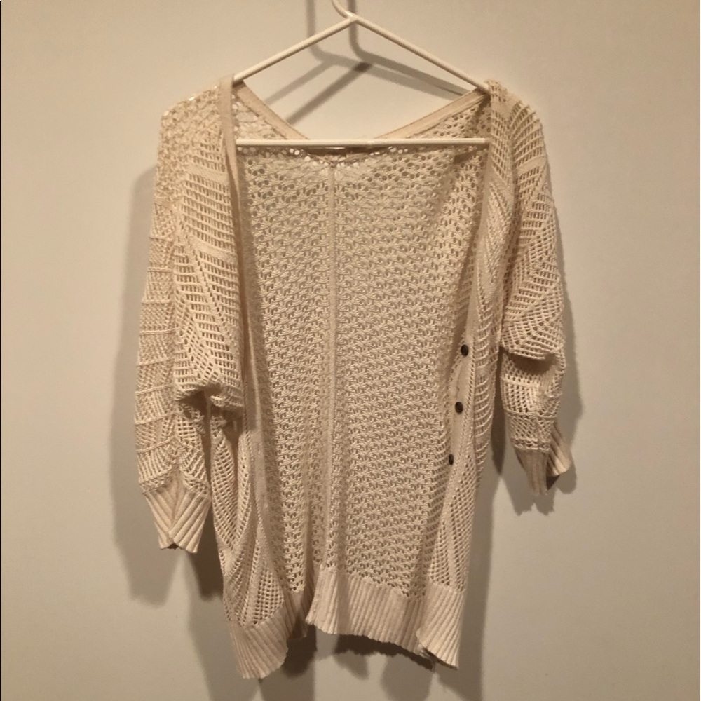 ROXY DETAILED WITH BUTTON SWEATER